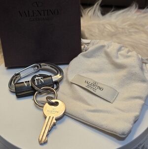 Valentino Garavani VLTN Logo Keychain